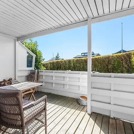 2 Bedroom Cozy In Semesterbostad Kerteminde