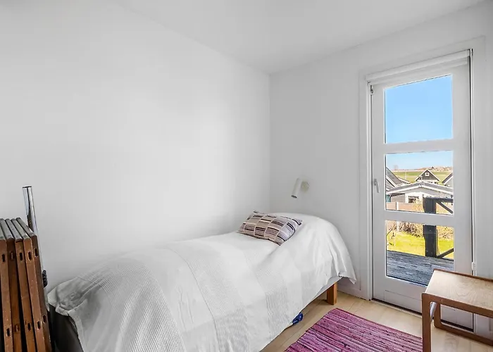 2 Bedroom Cozy In Ferienhaus *